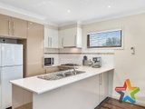 https://images.listonce.com.au/custom/160x/listings/64-springfield-avenue-croydon-vic-3136/504/01525504_img_07.jpg?g99mcfM27MQ