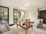 https://images.listonce.com.au/custom/160x/listings/64-station-street-port-melbourne-vic-3207/941/01731941_img_02.jpg?g_T7Gvn4A2U