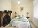 https://images.listonce.com.au/custom/160x/listings/64-station-street-port-melbourne-vic-3207/941/01731941_img_05.jpg?c_XVffVTNqM