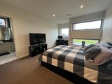 https://images.listonce.com.au/custom/160x/listings/640-42-percy-street-newtown-vic-3220/419/01840419_img_13.jpg?Sef61pdjcxA
