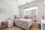 https://images.listonce.com.au/custom/160x/listings/640-magnolia-road-ivanhoe-vic-3079/701/01358701_img_07.jpg?F7AB2xAN3BQ