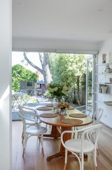 https://images.listonce.com.au/custom/160x/listings/641-inkerman-road-caulfield-north-vic-3161/108/01591108_img_02.jpg?whjkAQQB9p8