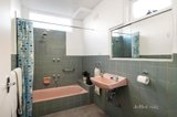 https://images.listonce.com.au/custom/160x/listings/642-edgar-street-glen-iris-vic-3146/713/01717713_img_05.jpg?16OdJ5yMDb0