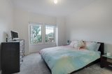 https://images.listonce.com.au/custom/160x/listings/645-chapman-street-macleod-vic-3085/420/00885420_img_07.jpg?dnQTy4N-hsE