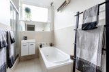 https://images.listonce.com.au/custom/160x/listings/645-evansdale-road-hawthorn-vic-3122/427/01064427_img_05.jpg?x_autZUfz_o