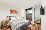 https://images.listonce.com.au/custom/160x/listings/645-grenville-street-hampton-vic-3188/393/00625393_img_04.jpg?bfKA6ZJGv8o