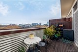 https://images.listonce.com.au/custom/160x/listings/645-leveson-street-north-melbourne-vic-3051/098/01718098_img_04.jpg?PxbzQYN3Hos