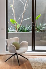 https://images.listonce.com.au/custom/160x/listings/645-york-street-richmond-vic-3121/238/01821238_img_09.jpg?aNOoully3f0