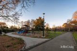 https://images.listonce.com.au/custom/160x/listings/647-roslyn-street-brighton-vic-3186/741/01930741_img_19.jpg?AftgIUjnmyg