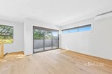 https://images.listonce.com.au/custom/160x/listings/6498-500-waterdale-road-heidelberg-west-vic-3081/511/01899511_img_03.jpg?pqJH1os9XXc