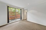 https://images.listonce.com.au/custom/160x/listings/65-7-alfrick-road-croydon-vic-3136/239/00313239_img_04.jpg?4HgqreEDzr8