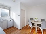 https://images.listonce.com.au/custom/160x/listings/65-7-ames-avenue-carnegie-vic-3163/031/01048031_img_07.jpg?67PDtcI6-kI