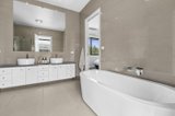 https://images.listonce.com.au/custom/160x/listings/65-95-fyansford-gheringhap-road-fyansford-vic-3218/469/01942469_img_01.jpg?lC-RMFXjvAI