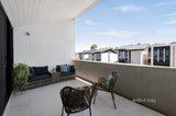 https://images.listonce.com.au/custom/160x/listings/65-amadeo-way-chirnside-park-vic-3116/100/01627100_img_09.jpg?-wkYEh7I0SM