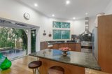 https://images.listonce.com.au/custom/160x/listings/65-argyle-road-kew-vic-3101/102/00843102_img_04.jpg?M6Z2LHT0iGQ