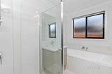 https://images.listonce.com.au/custom/160x/listings/65-dove-avenue-winter-valley-vic-3358/595/01733595_img_06.jpg?WTT06IjyN-g