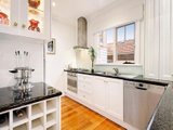 https://images.listonce.com.au/custom/160x/listings/65-durham-road-surrey-hills-vic-3127/720/01683720_img_06.jpg?GhAcCfJOGMs