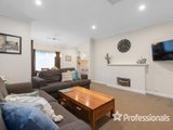 https://images.listonce.com.au/custom/160x/listings/65-hull-road-croydon-vic-3136/677/01525677_img_03.jpg?vsEFi_TiA4A