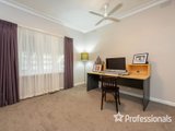 https://images.listonce.com.au/custom/160x/listings/65-hull-road-croydon-vic-3136/677/01525677_img_09.jpg?xpgQ99NuX-c