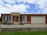https://images.listonce.com.au/custom/160x/listings/65-meadenhall-drive-st-albans-park-vic-3219/144/01699144_img_08.jpg?6lORwbQmtHo