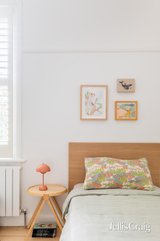 https://images.listonce.com.au/custom/160x/listings/65-mitchell-street-northcote-vic-3070/081/01981081_img_16.jpg?8zhWuZszRR8
