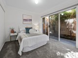 https://images.listonce.com.au/custom/160x/listings/65-narcissus-avenue-boronia-vic-3155/008/01526008_img_05.jpg?n9tfkAqoZH4