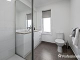 https://images.listonce.com.au/custom/160x/listings/65-narcissus-avenue-boronia-vic-3155/008/01526008_img_10.jpg?0VfmkyasOes