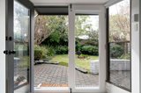 https://images.listonce.com.au/custom/160x/listings/65-osborne-street-williamstown-vic-3016/634/01548634_img_05.jpg?VLPEGK5k01s