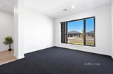 https://images.listonce.com.au/custom/160x/listings/65-royal-york-road-winter-valley-vic-3358/897/01333897_img_03.jpg?Av7zarsq2Gw