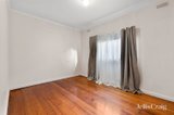 https://images.listonce.com.au/custom/160x/listings/65-shady-grove-forest-hill-vic-3131/743/01831743_img_05.jpg?T3cVB8HPjcw