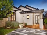 https://images.listonce.com.au/custom/160x/listings/65-spray-street-elwood-vic-3184/652/01793652_img_01.jpg?u_EfsUE93x8