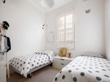 https://images.listonce.com.au/custom/160x/listings/65-spray-street-elwood-vic-3184/652/01793652_img_12.jpg?A1O1Tbul4zI