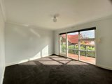 https://images.listonce.com.au/custom/160x/listings/650-eastern-beach-road-geelong-vic-3220/307/01736307_img_03.jpg?bBOpmLG4--w