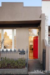 https://images.listonce.com.au/custom/160x/listings/650-lygon-street-carlton-north-vic-3054/923/01739923_img_02.jpg?6hVvh6tQW-I