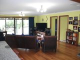 https://images.listonce.com.au/custom/160x/listings/651-pyrenees-highway-chewton-vic-3451/271/00616271_img_07.jpg?Y_DgyJViLCk