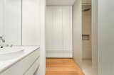 https://images.listonce.com.au/custom/160x/listings/655-davis-avenue-south-yarra-vic-3141/469/00911469_img_09.jpg?56uH2tph7qc