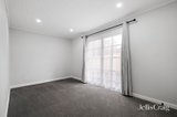 https://images.listonce.com.au/custom/160x/listings/655-drummond-road-seville-vic-3139/043/01927043_img_13.jpg?YlgR82CmMU8