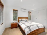 https://images.listonce.com.au/custom/160x/listings/6557-canterbury-road-vermont-vic-3133/504/01422504_img_04.jpg?ALqOjNaO_XQ