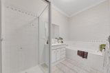 https://images.listonce.com.au/custom/160x/listings/65a-fyans-street-south-geelong-vic-3220/678/01698678_img_09.jpg?2GPTB2FOMxk