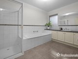 https://images.listonce.com.au/custom/160x/listings/65a-timms-avenue-kilsyth-vic-3137/054/01526054_img_12.jpg?6D1mSC8MtrA