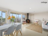 https://images.listonce.com.au/custom/160x/listings/66-alma-road-panton-hill-vic-3759/748/00964748_img_20.jpg?pCG7u3uqb-o