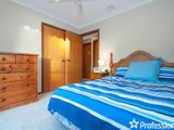 https://images.listonce.com.au/custom/160x/listings/66-barker-drive-mooroolbark-vic-3138/402/01526402_img_09.jpg?b4LN8FY2YhA