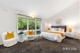 https://images.listonce.com.au/custom/160x/listings/66-dobson-street-ferntree-gully-vic-3156/579/01979579_img_05.jpg?yHS1v6O3Z8A