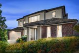 https://images.listonce.com.au/custom/160x/listings/66-dorking-road-box-hill-vic-3128/706/01683706_img_01.jpg?Uu9Dx3N5Xhc