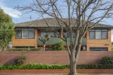 https://images.listonce.com.au/custom/160x/listings/66-finlayson-street-malvern-vic-3144/815/01769815_img_01.jpg?RLnKfAWo4OY