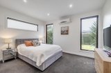 https://images.listonce.com.au/custom/160x/listings/66-fromer-street-bentleigh-vic-3204/175/01392175_img_05.jpg?bsm_qIS_se8