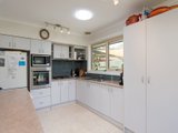 https://images.listonce.com.au/custom/160x/listings/66-hawthory-road-kilsyth-vic-3137/047/01524047_img_04.jpg?VDjOk_WgYXI