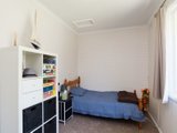 https://images.listonce.com.au/custom/160x/listings/66-hawthory-road-kilsyth-vic-3137/047/01524047_img_10.jpg?qJ_g6daXldk