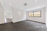 https://images.listonce.com.au/custom/160x/listings/66-newington-parade-mernda-vic-3754/341/01899341_img_04.jpg?RpRFrCtA2T0