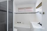 https://images.listonce.com.au/custom/160x/listings/66-plenty-lane-greensborough-vic-3088/380/01932380_img_06.jpg?pUuK5j5O3AY